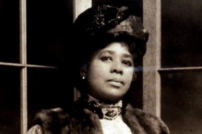 Born to slave parents, Lincoln woman becomes nationally known for paintings, artwork